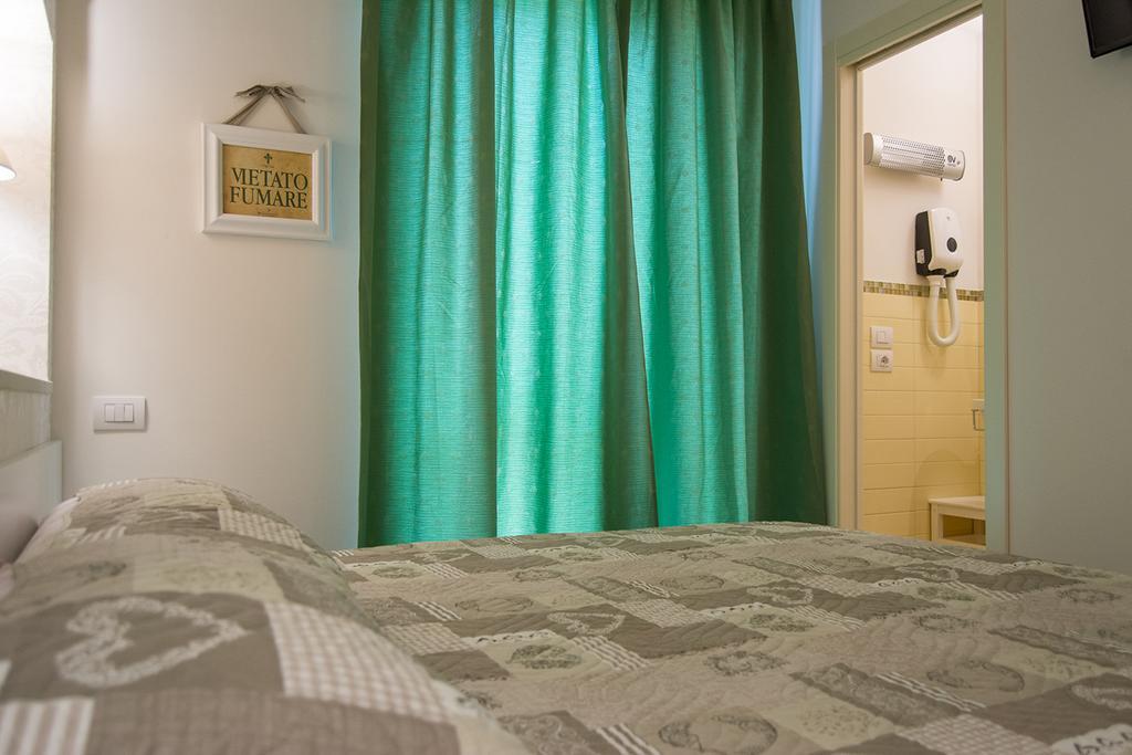 Il Giglio Verde Porto SantʼElpidio Kamer foto